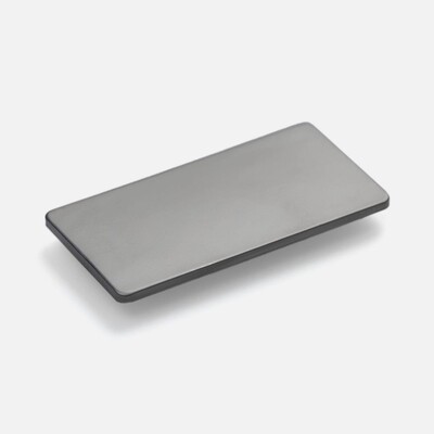 Значок Magnet Matto, серебристый глянцевый